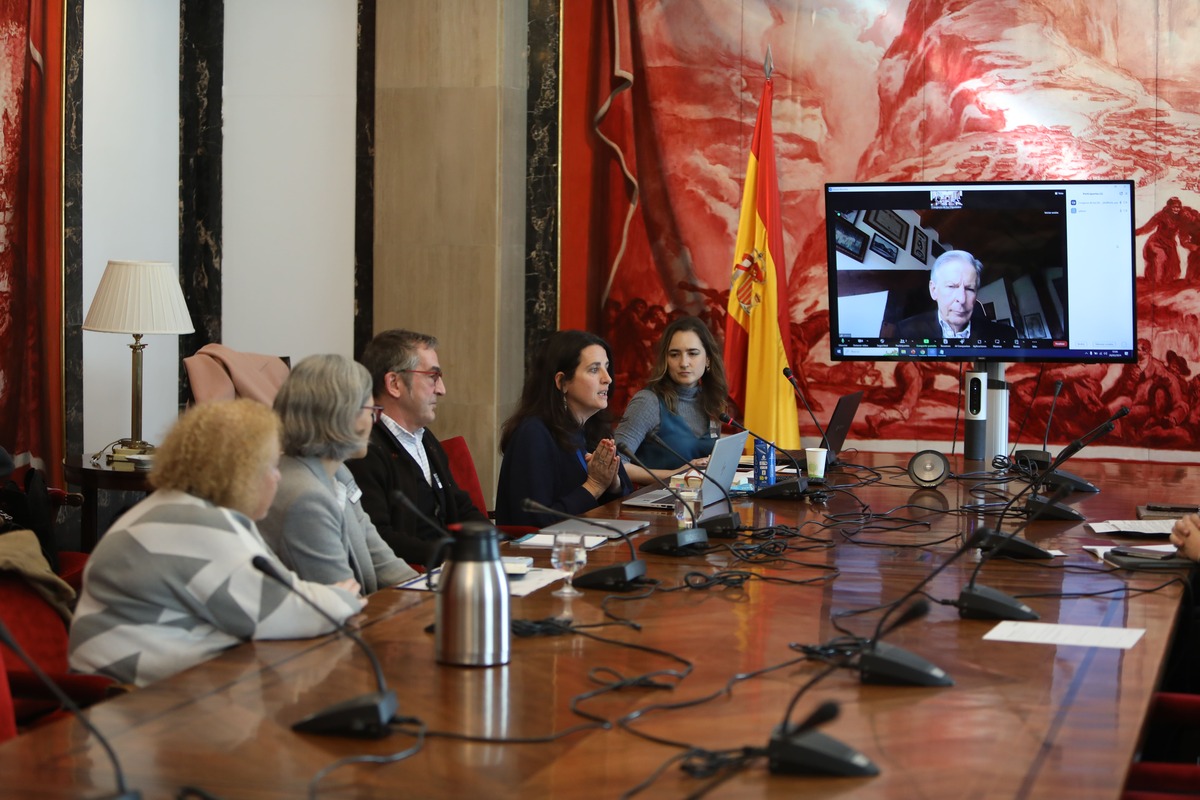 Mesa de Dialogo C sobre Enfermedades Neurodegenerativas