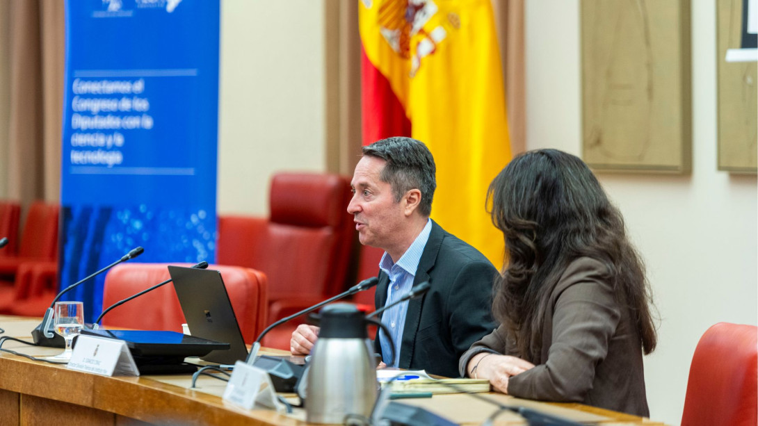 Ignacio Cirac, director de la División de Teoría del Instituto Max Planck de Óptica Cuántica, durante su intervención en la sesión