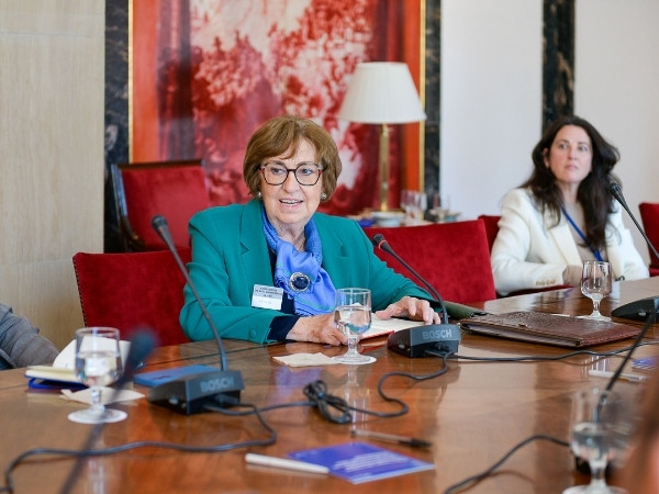Mercedes Molina, catedrática emérita de Geografía Humana de la Universidad Complutense de Madrid, durante su intervención.